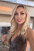 Latina Girls Rayza Gold 329 57 23 585 foto selfie 4