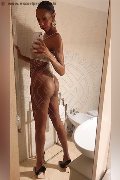 Milano Trans Naomi Closed 345 77 13 495 foto selfie 9